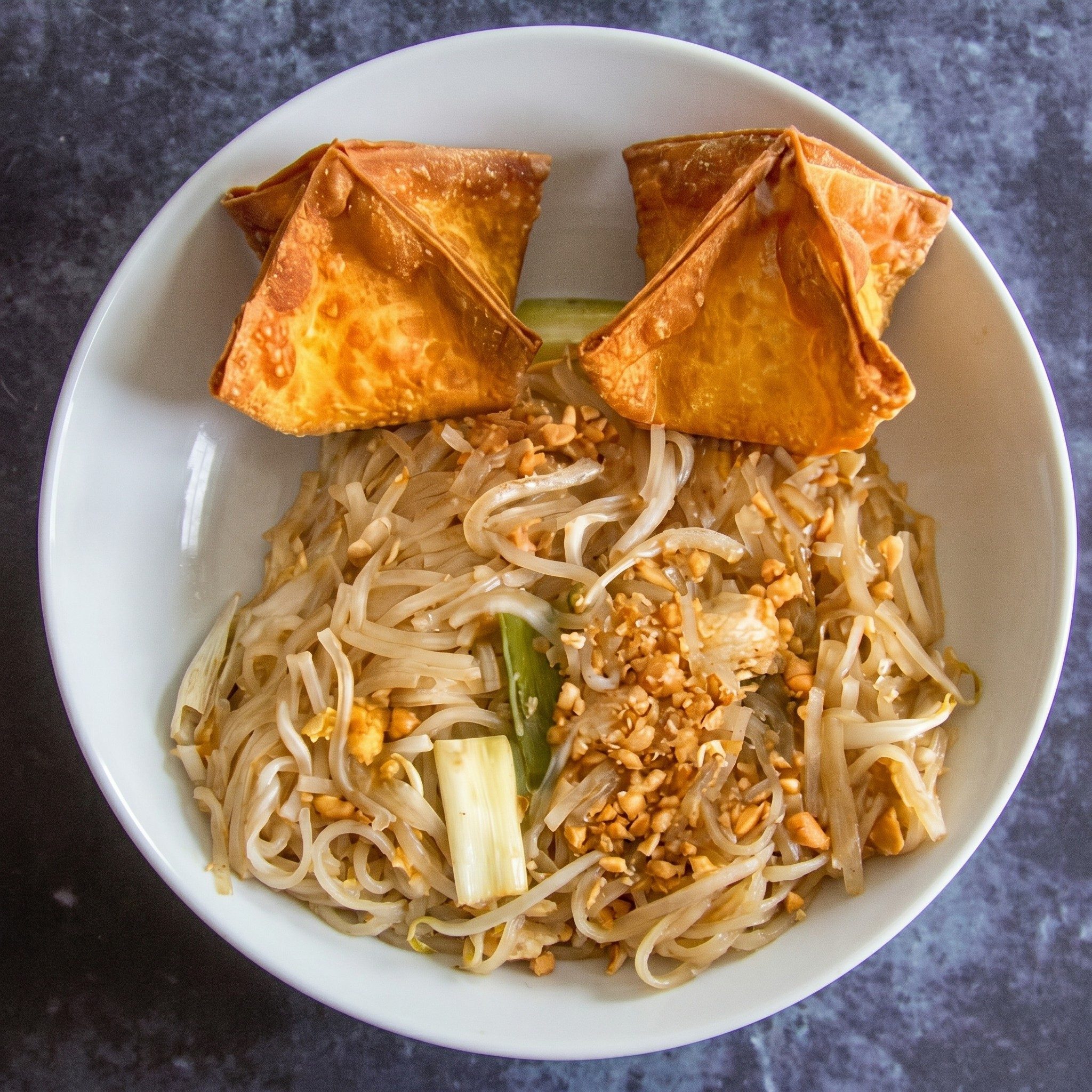 Chicken Pad Thai.